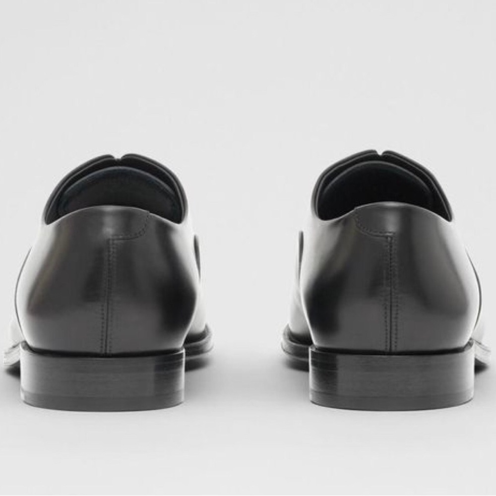 Burberry Sturges Tape Detail Leather Oxford Shoes - Picture 7 of 10